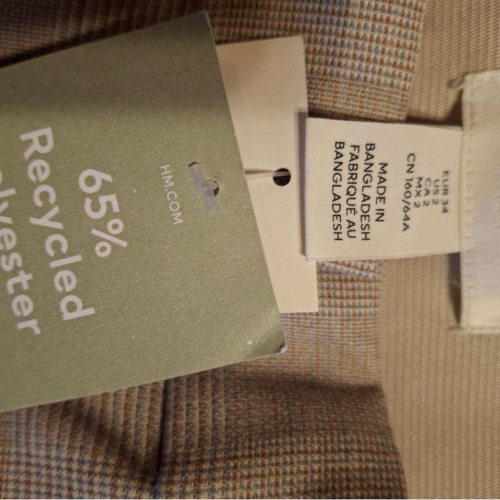H&M, NWT, Size 2, Beige Plaid Trousers - Picture 4 of 7